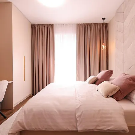 Vakantiehuis D-palace *